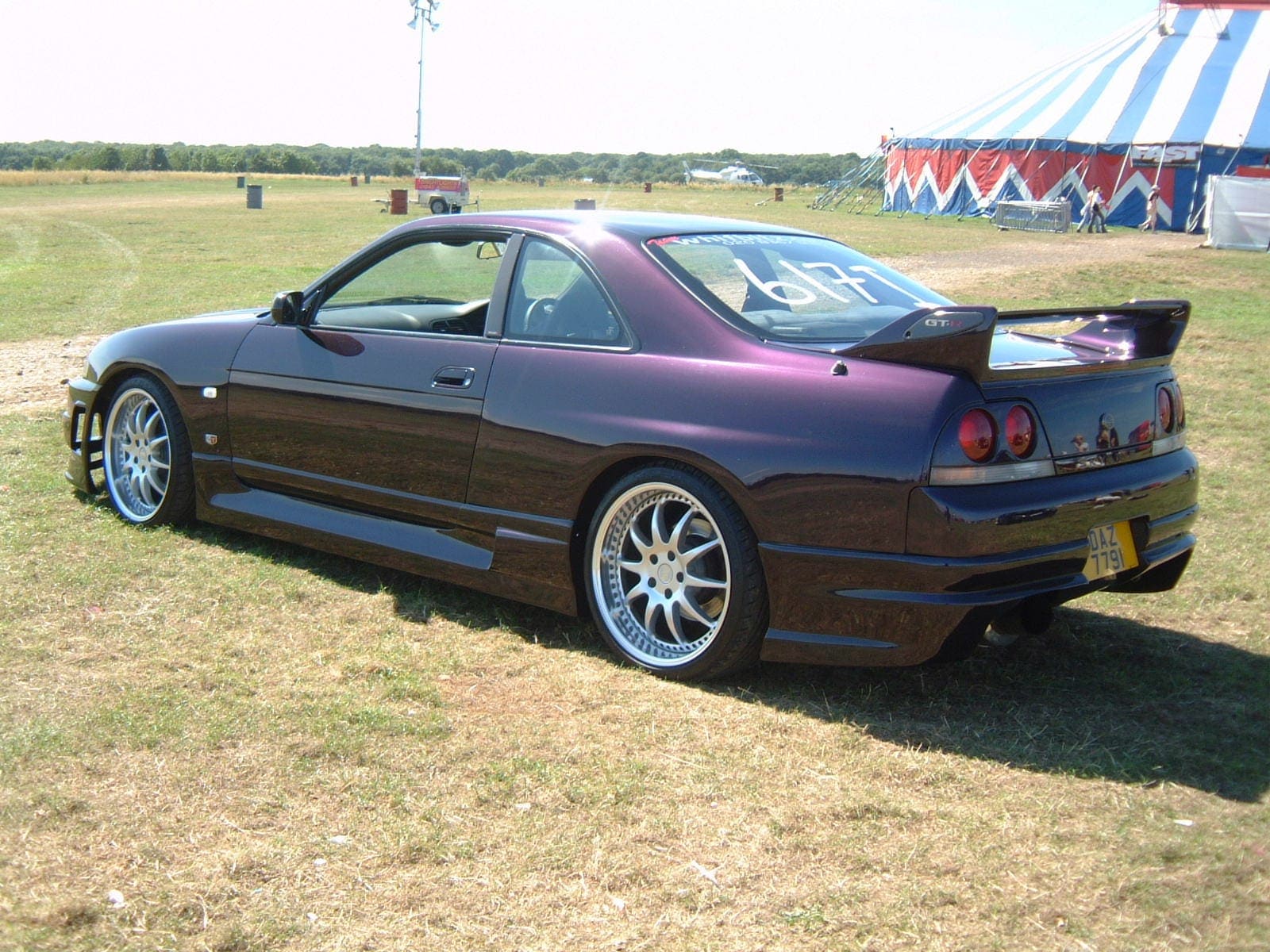 Nissan R33 GTR — HKS Top Mount Turbo Kit · 570hp — photo 11
